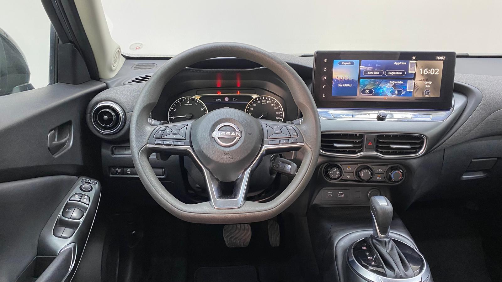 NISSAN JUKE 11